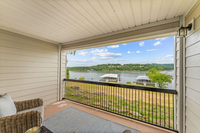 361 Anchors Point Lane Unit 301, Kimberling City, MO 65686