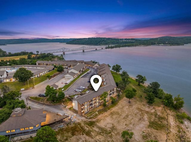 361 Anchors Point Lane Unit 301, Kimberling City, MO 65686