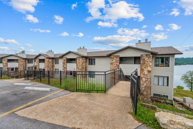 361 Anchors Point Lane Unit 301, Kimberling City, MO 65686