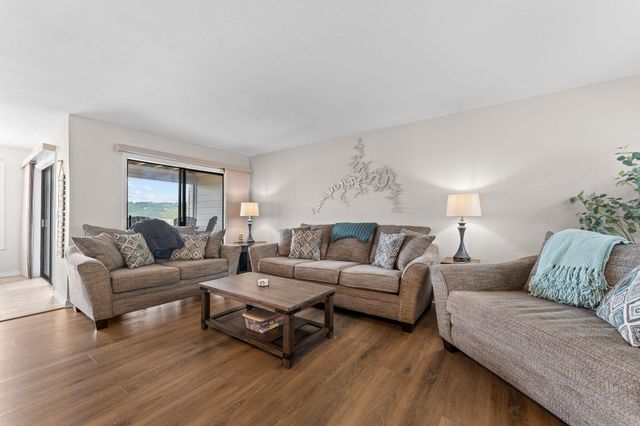 361 Anchors Point Lane Unit 301, Kimberling City, MO 65686
