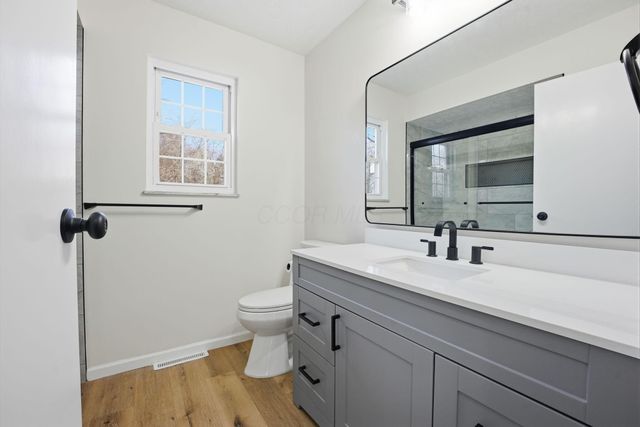 11774 Kennington Square E, Pickerington, OH 43147