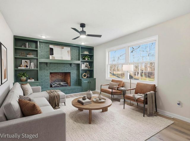 11774 Kennington Square E, Pickerington, OH 43147