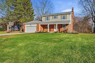11774 Kennington Square E, Pickerington, OH 43147