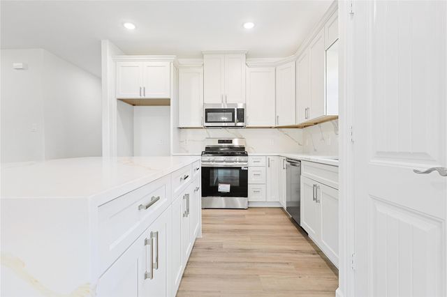 2317 Cedar Street, Pearland, TX 77581