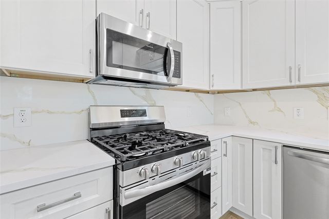 2317 Cedar Street, Pearland, TX 77581