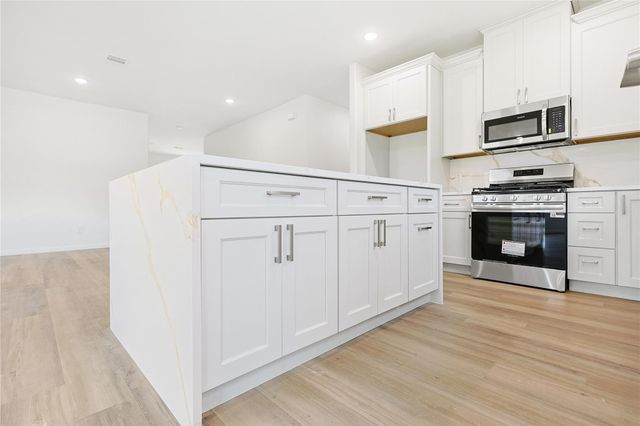 2317 Cedar Street, Pearland, TX 77581