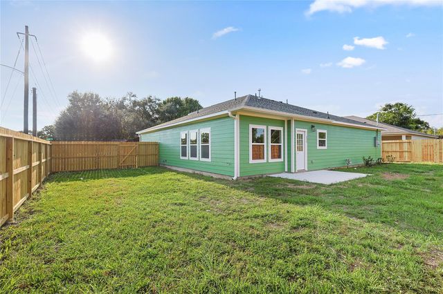 2317 Cedar Street, Pearland, TX 77581