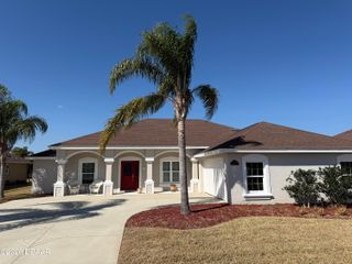 526 Romdini Street, New Smyrna Beach, FL 32168