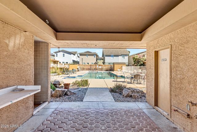 3228 W GLENDALE Avenue 170, Phoenix, AZ 85051