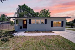 401 SKATE Road, Atlantic Beach, FL 32233