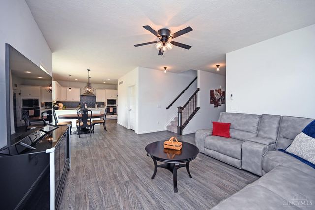 1155 Silversmith Way, Lebanon, OH 45036