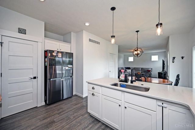 1155 Silversmith Way, Lebanon, OH 45036