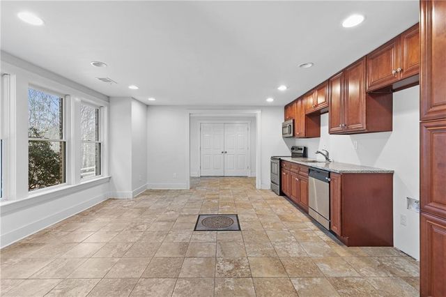 161 Stillwater Lane, Dallas, GA 30132