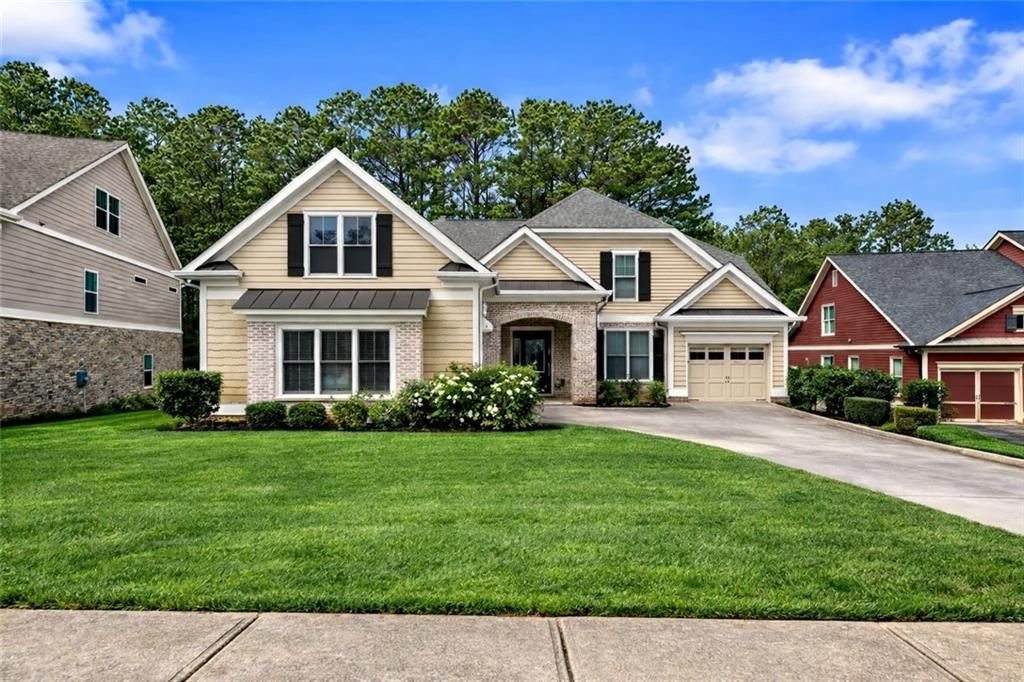 Image 2 of property listing at 161 Stillwater Lane, Dallas, GA 30132