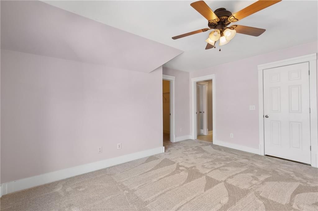 Image 34 of property listing at 161 Stillwater Lane, Dallas, GA 30132
