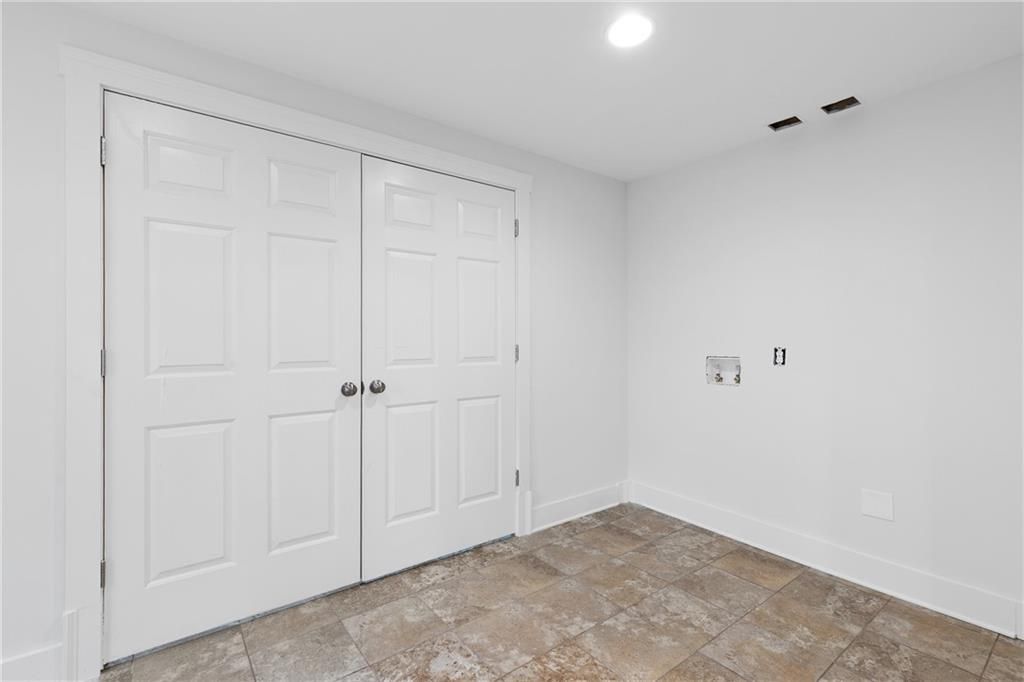 Image 45 of property listing at 161 Stillwater Lane, Dallas, GA 30132