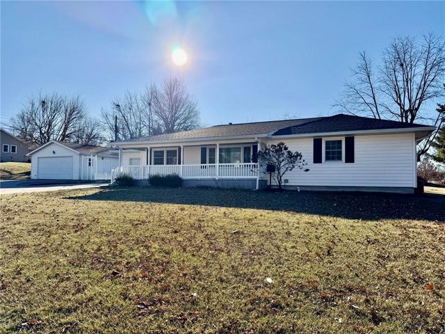 320 W Torrance Street, Maryville, MO 64468