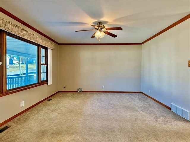 320 W Torrance Street, Maryville, MO 64468