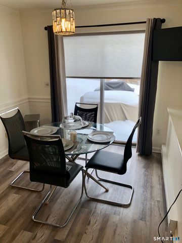 92 Hamden Avenue APT 1, Waterbury, CT 06704