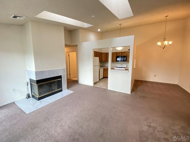 31 Dartmouth Way, North Brunswick, NJ 08901
