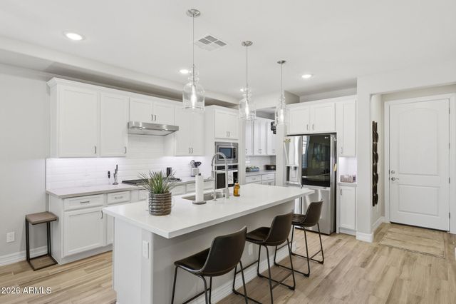 20668 W LUKE Avenue, Buckeye, AZ 85396