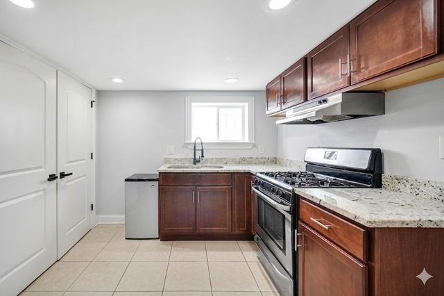 3322 N Pittsburgh Avenue, Chicago, IL 60634