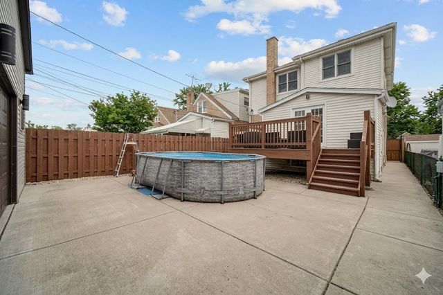 3322 N Pittsburgh Avenue, Chicago, IL 60634