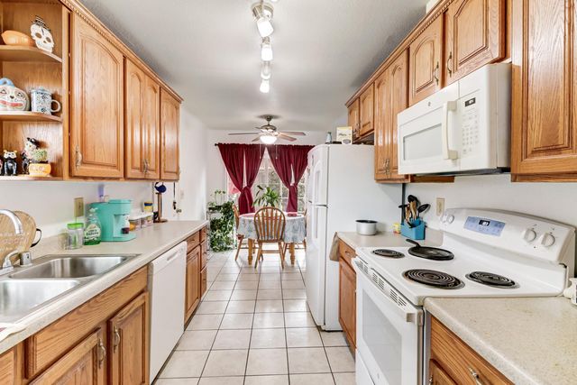 7876 Sunrise Mist Way, Sacramento, CA 95828