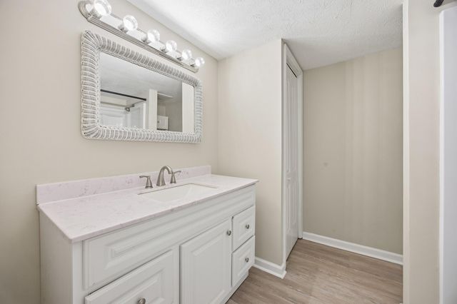 175 Malabu Drive 8, Lexington, KY 40503