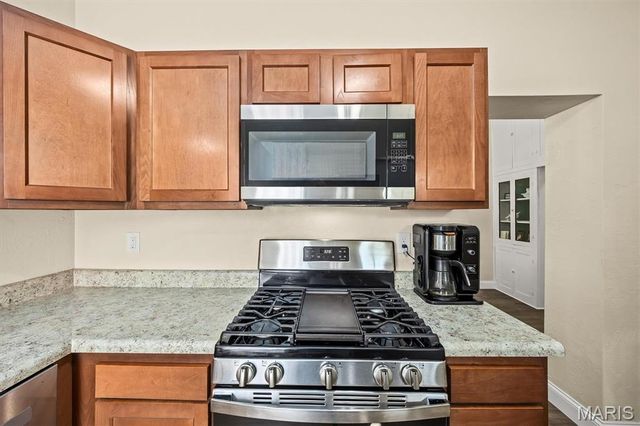 109 N Oak Street, Belleville, IL 62220