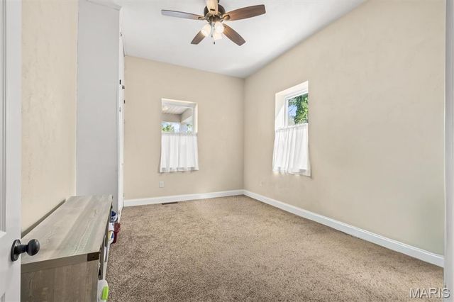 109 N Oak Street, Belleville, IL 62220