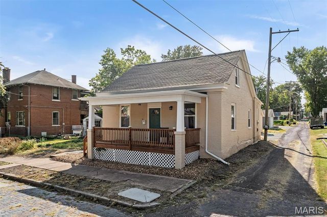 109 N Oak Street, Belleville, IL 62220