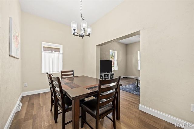 109 N Oak Street, Belleville, IL 62220
