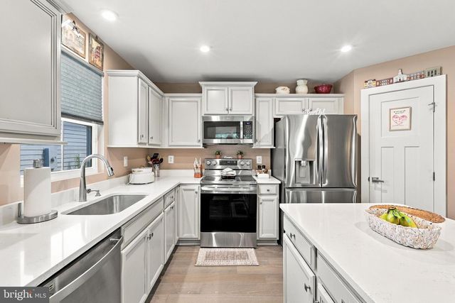 8934 PENRITH DR, Spotsylvania, VA 22551
