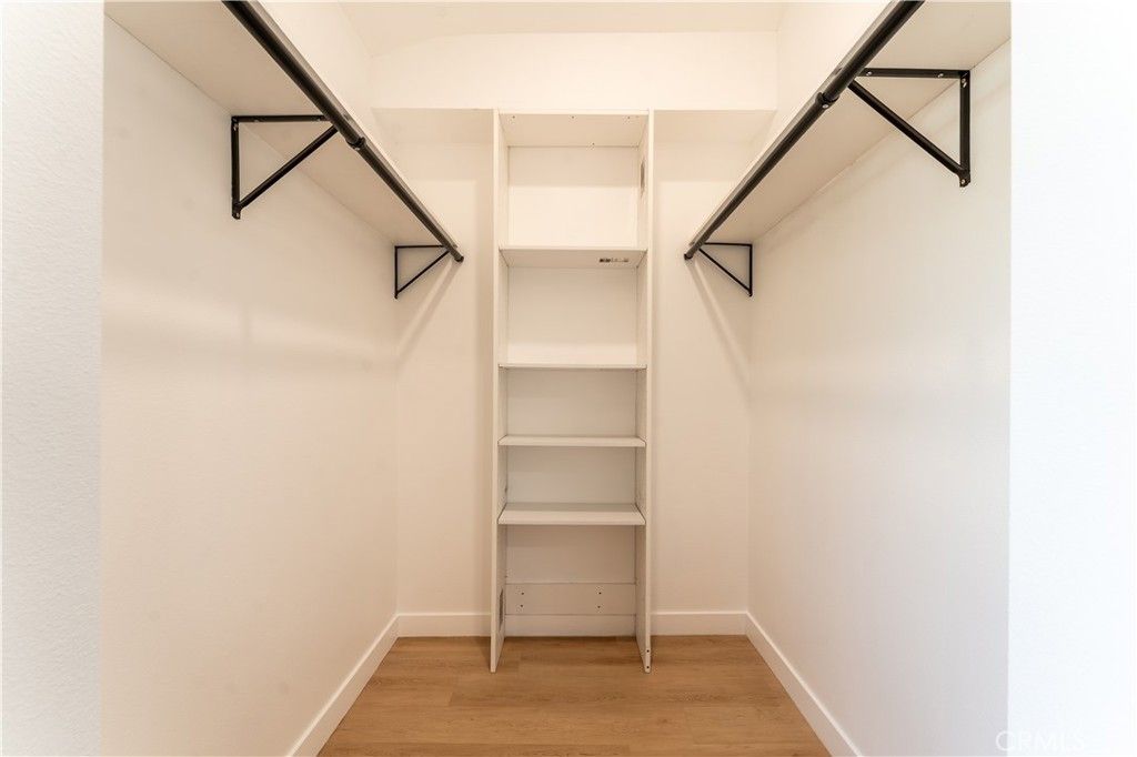 Image 20 of property listing at 16124 San Fernando Mission Blvd, Granada Hills, CA 91344