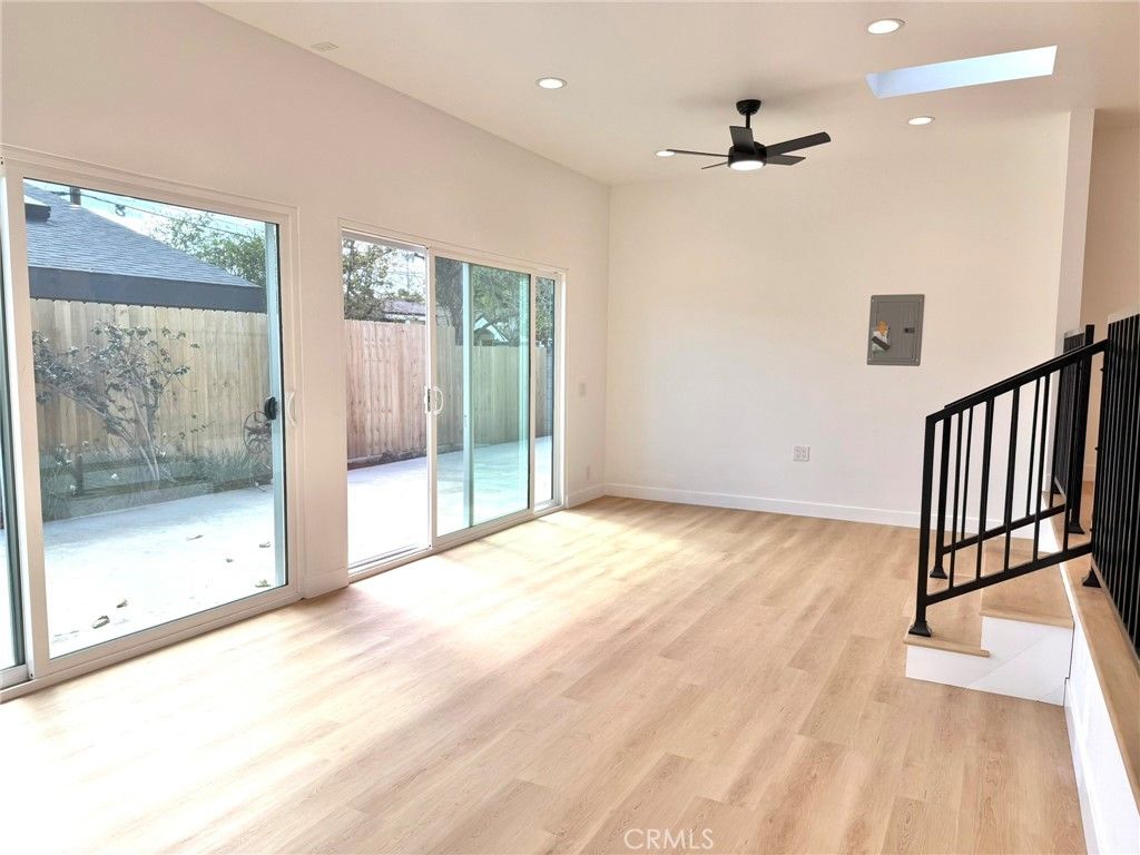 Image 31 of property listing at 16124 San Fernando Mission Blvd, Granada Hills, CA 91344