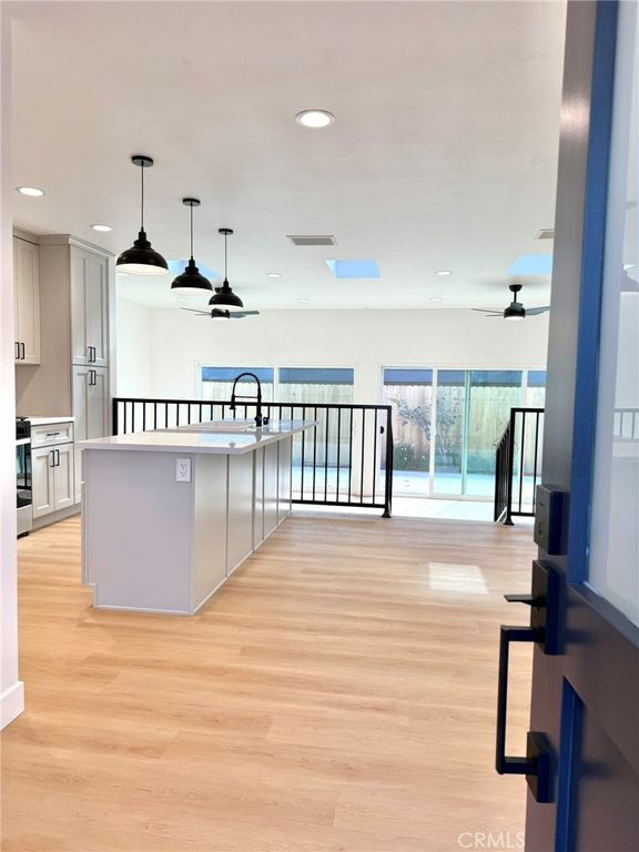 Image 40 of property listing at 16124 San Fernando Mission Blvd, Granada Hills, CA 91344