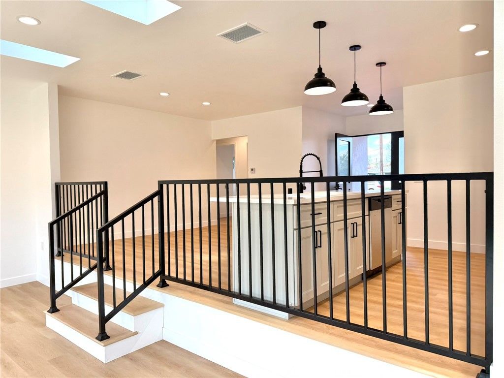 Image 44 of property listing at 16124 San Fernando Mission Blvd, Granada Hills, CA 91344