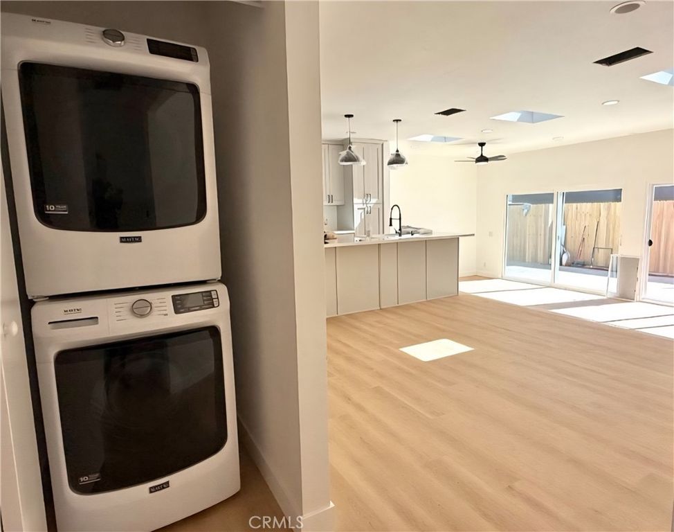 Image 62 of property listing at 16124 San Fernando Mission Blvd, Granada Hills, CA 91344