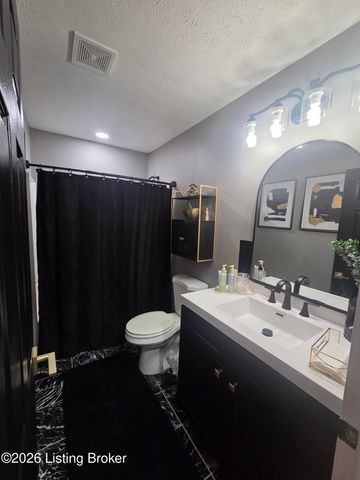 7106 Astin Ct, Louisville, KY 40219