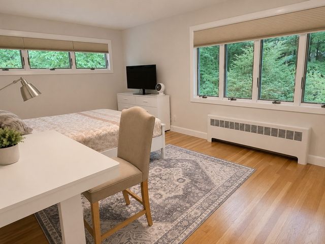 5 Philip Rd, Lexington, MA 02421