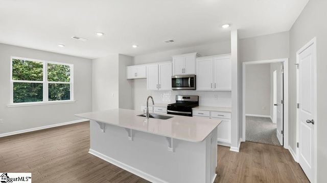 540 Landseer Drive, Landrum, SC 29356