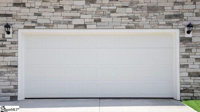 540 Landseer Drive, Landrum, SC 29356