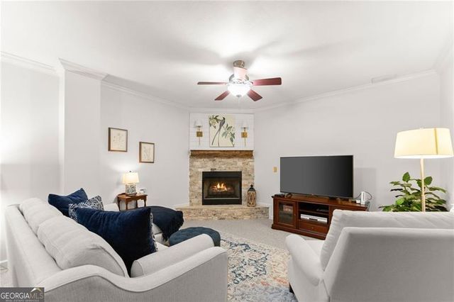 30 S Windsor Drive, Dawsonville, GA 30534