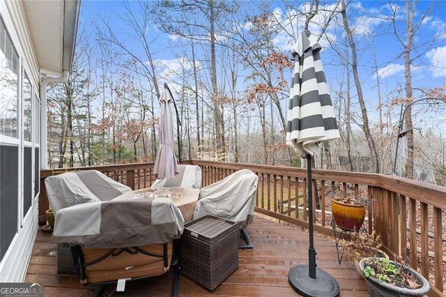 30 S Windsor Drive, Dawsonville, GA 30534