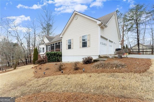 30 S Windsor Drive, Dawsonville, GA 30534