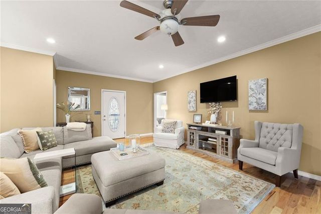 30 S Windsor Drive, Dawsonville, GA 30534