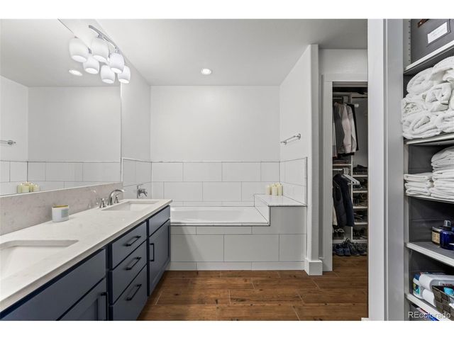 180 Cook St 111, Denver, CO 80206