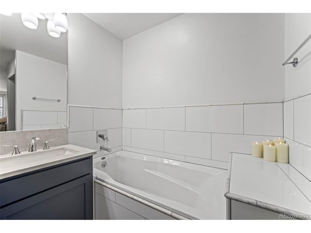 180 Cook St 111, Denver, CO 80206