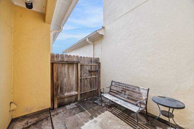 2026 Palm Forest Lane, Houston, TX 77077
